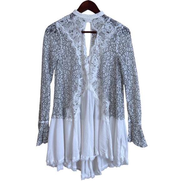 Free People Sweaters - Free Peoplle Tell Tale White Black Lace Long Sleeve Tunic Size XS